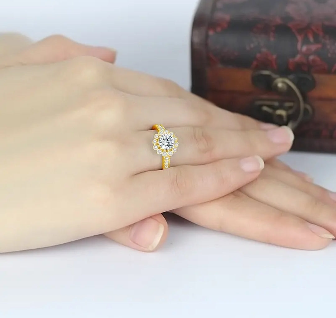 1ct solid gold moissanite ring