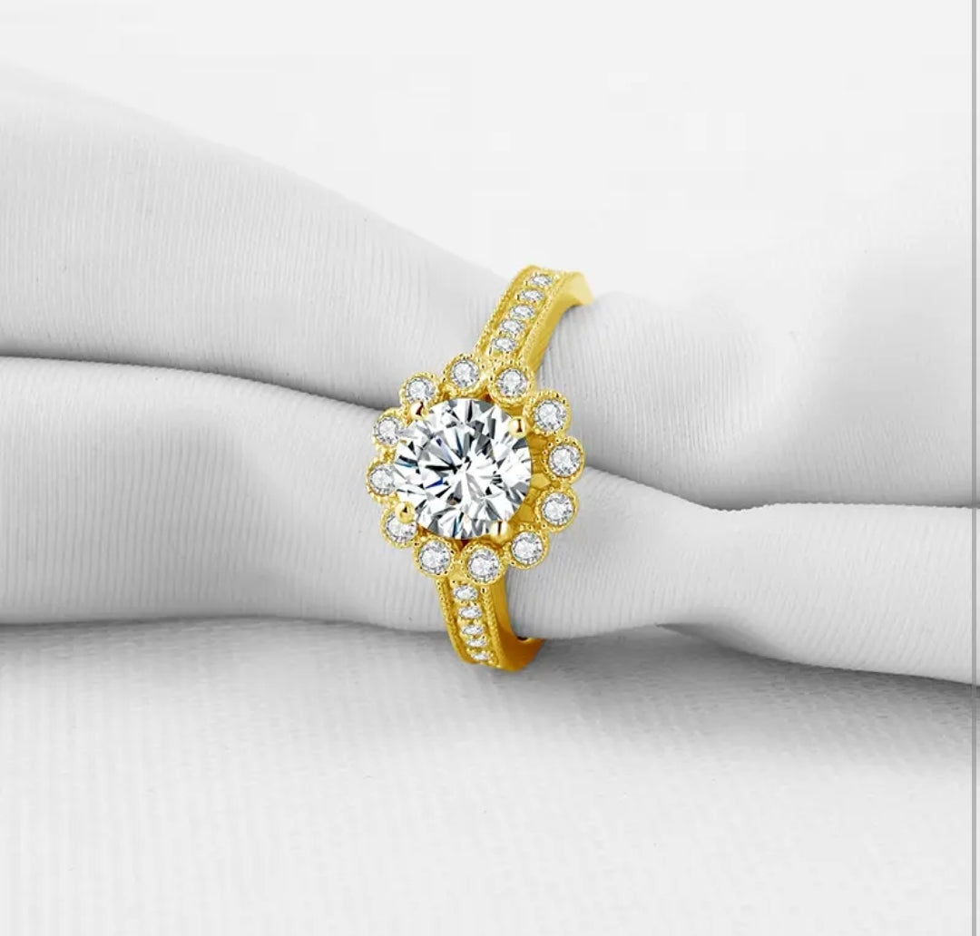 1ct solid gold moissanite ring