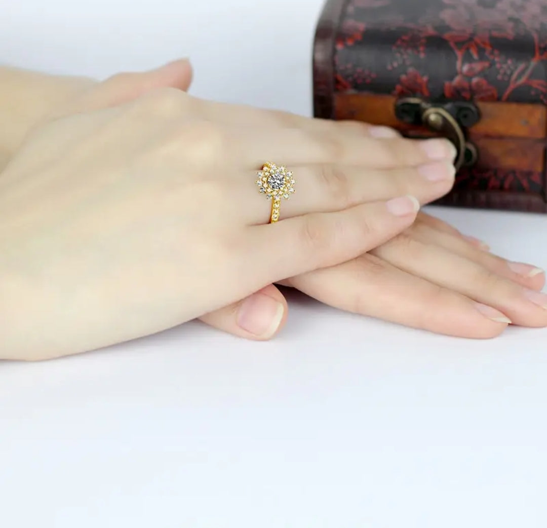 5mm solid gold moissanite ring