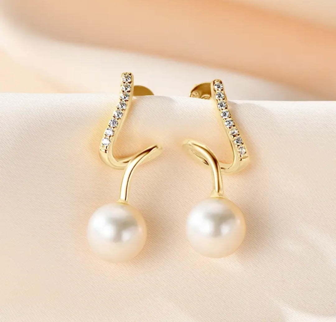 7-8mm twisted pearl earrings