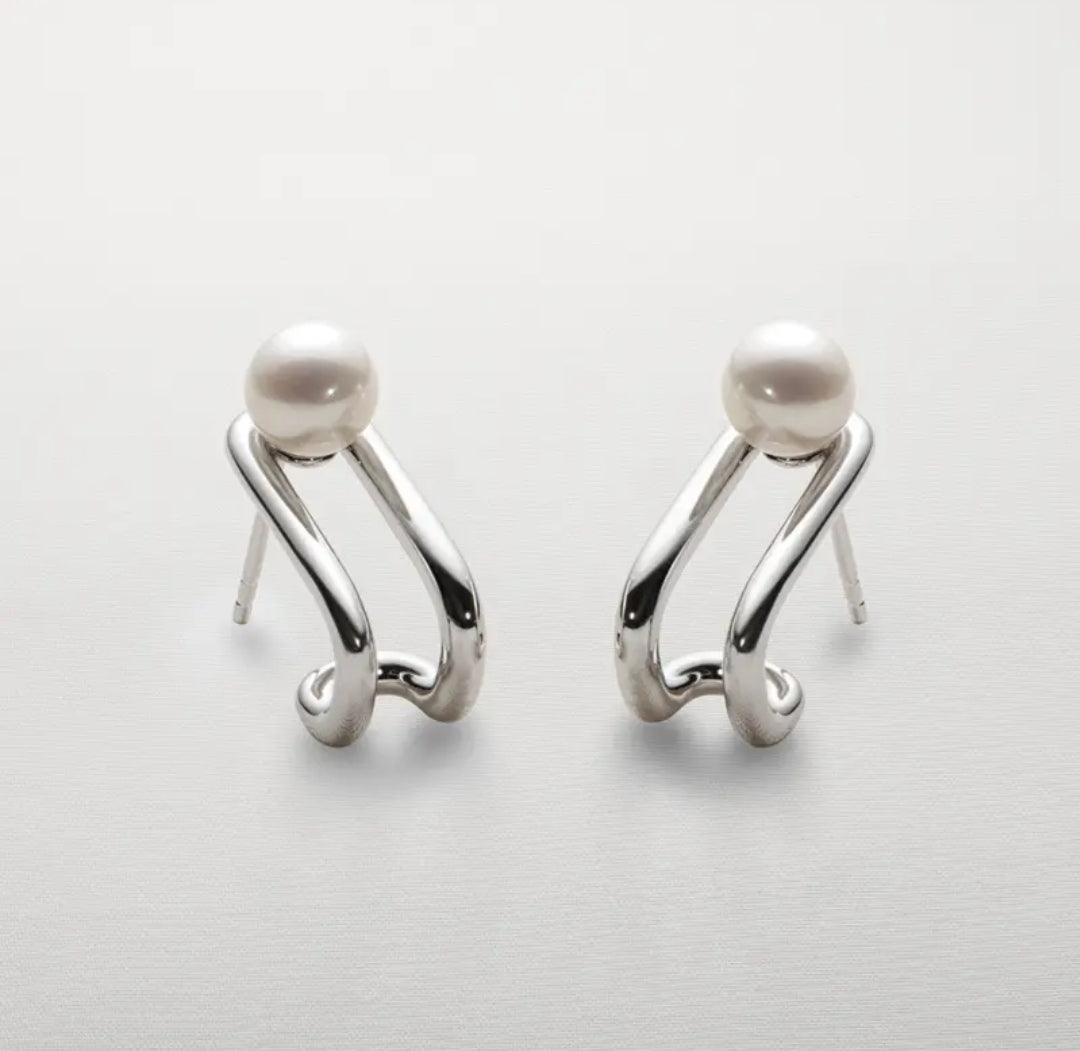 6mm geometric pearl earrings