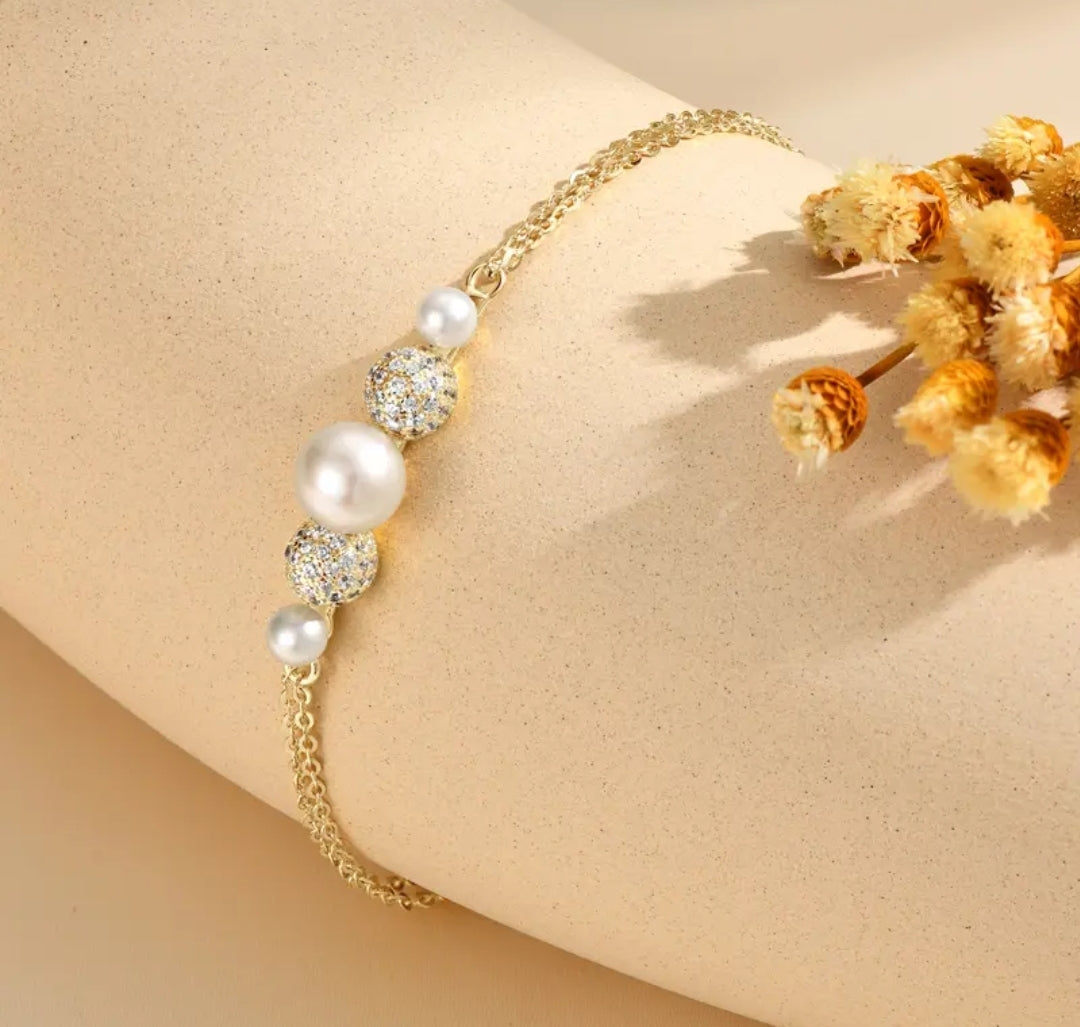 7mm/4mm white pearl bracelet