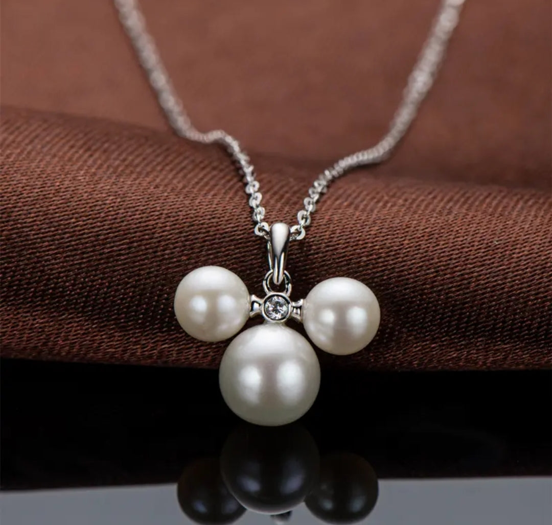 5-9mm 3 pearl pendant necklace