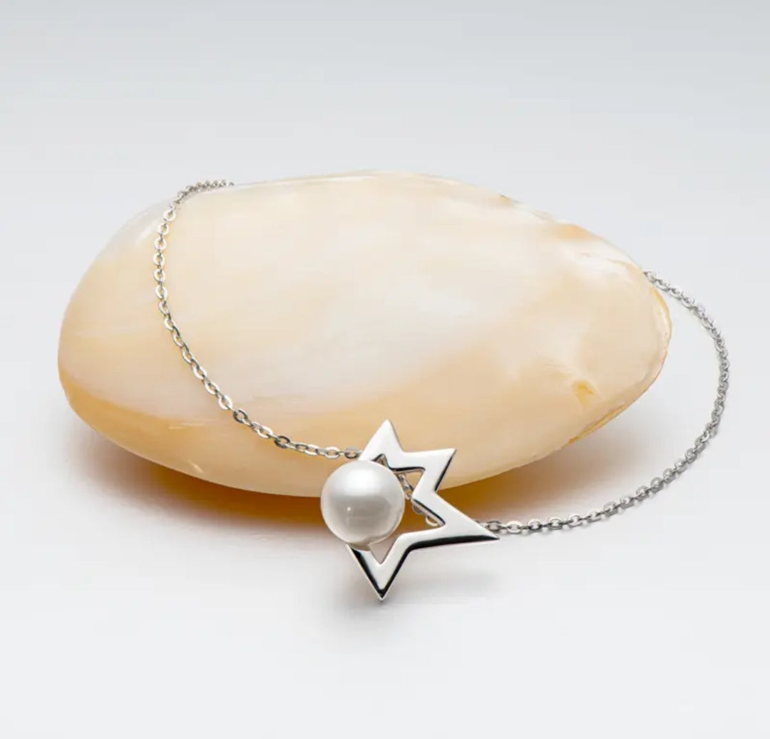 7.5-8mm Unique star shape pendant necklace