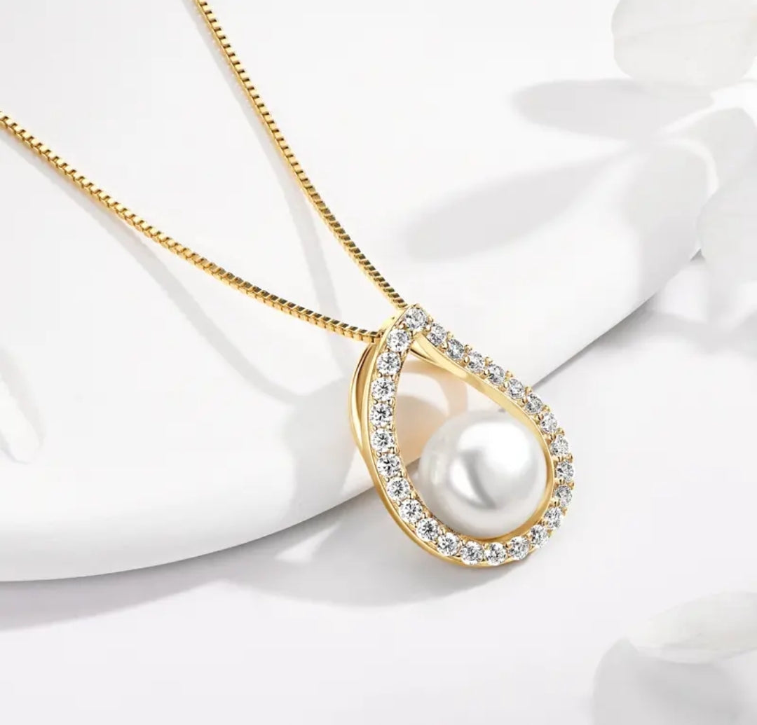 9mm pearl and 1.7mm multimoissanite pendant necklace