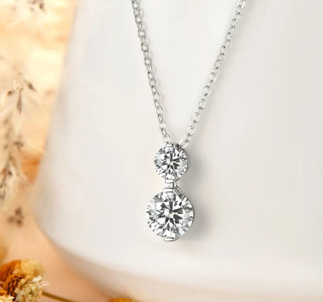 7mm and 5mm Moissanite pendant necklace
