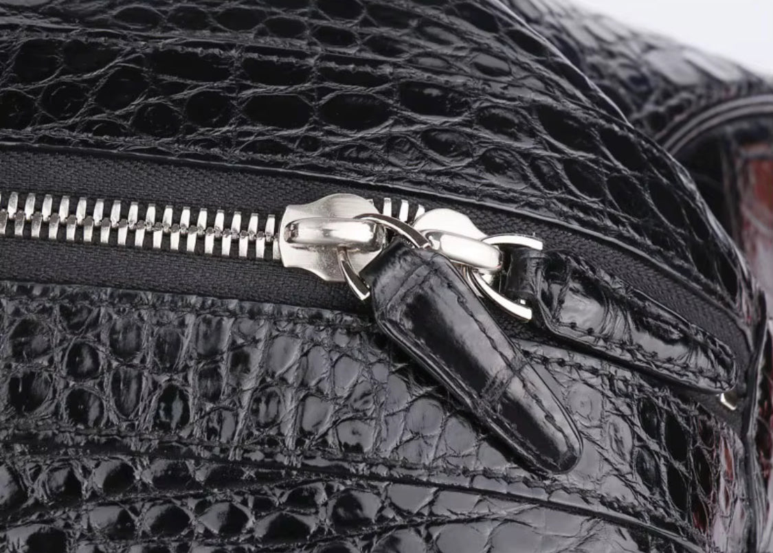 Black Crocodile Leather Travel Bag | Handmade in Italy | Noiyan