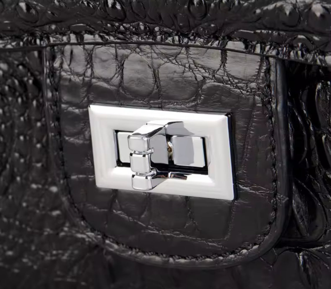 Crocodile Leather Crossbody Chain Bag – Handmade in Italy | Noiyan