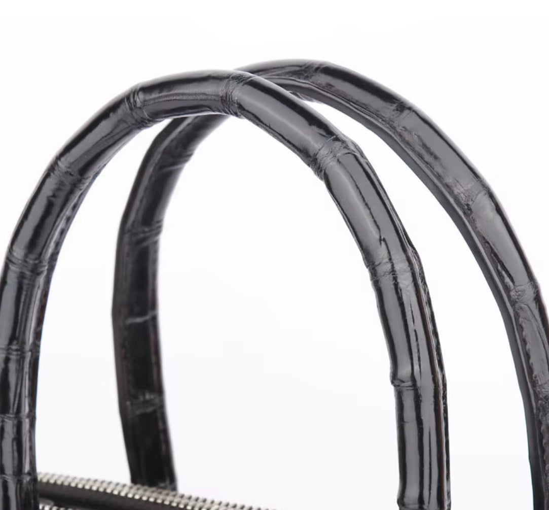 Black Crocodile Belly Leather Bag – Handmade in Italy | Noiyan